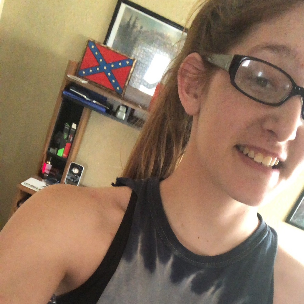 Meet your Posher, Jessica